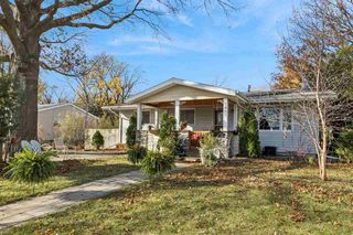 1401 Spruce St, Iowa City, IA 52240