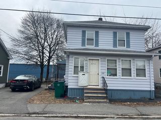 499 Concord St, Lowell, MA 01852