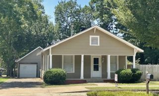 911 N  El Paso Ave, Russellville, AR 72801