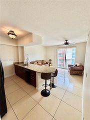 7290 SW 90th St #606, Miami, FL 33156