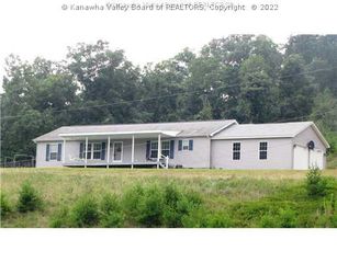 229 Fudges Creek Rd, Ona, WV 25545