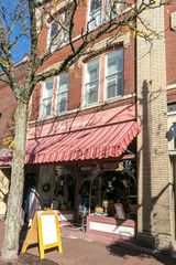 89 E  Market St, Corning, NY 14830