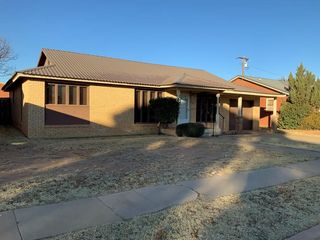 1704 N  Avenue I, Lamesa, TX 79331