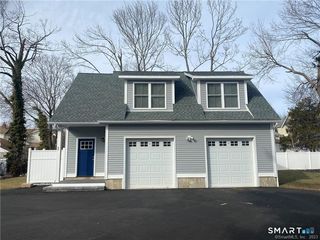 8 Svea Ave #C, Branford, CT 06405