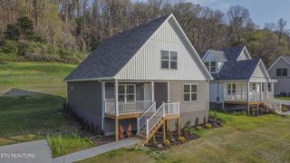 3019 Greenway Dr, Knoxville, TN 37918