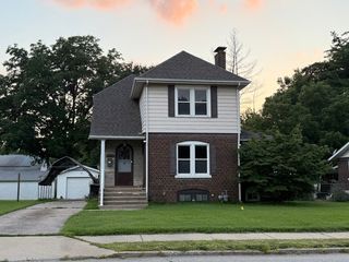 9510 W  Main St, Belleville, IL 62223