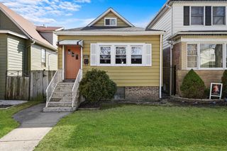 2831 W  39th Pl, Chicago, IL 60632