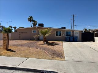 2837 La Canada St, Las Vegas, NV 89169