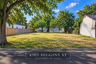 4905 Higgins St, Houston, TX 77033