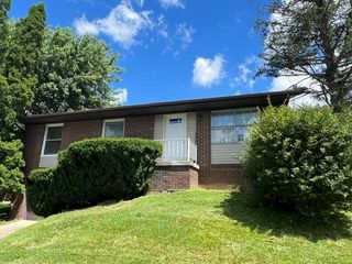 156 Fort Clarke Drive, Benwood, WV 26031