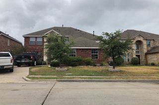 7906 Greengate Dr, Dallas, TX 75249