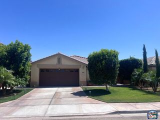 184 W  Marina Ct, Imperial, CA 92251