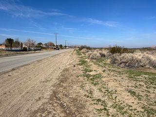 E  Avenue N N, Lancaster, CA 93535