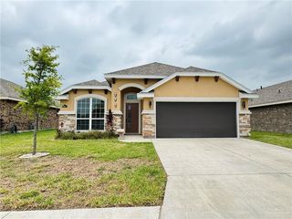 402 S  Paseo Del Rey St, Mission, TX 78572