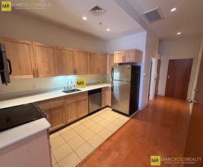 407 Washington St, Boston, MA 02108