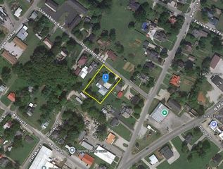 57 Shrewsberry Ave, Monticello, KY 42633