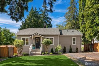 14345 36th Avenue NE, Seattle, WA 98125