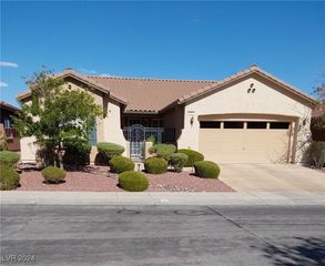 88 Alerion St, Las Vegas, NV 89138
