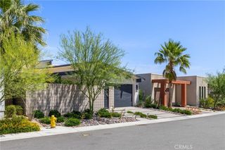 484 Fountain Dr, Palm Springs, CA 92262
