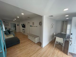 10 George St, East Haven, CT 06512