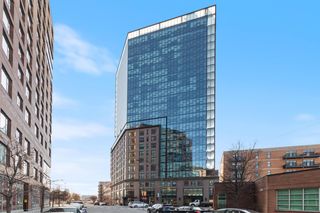 730 N  Milwaukee Ave #1604, Chicago, IL 60642