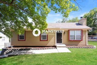 1456 NW Foxboro Rd, Blue Springs, MO 64015