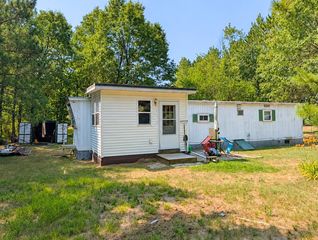 1136 S  Buttercup Ct, Friendship, WI 53934