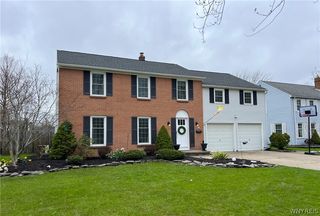 46 Exeter Rd, Williamsville, NY 14221