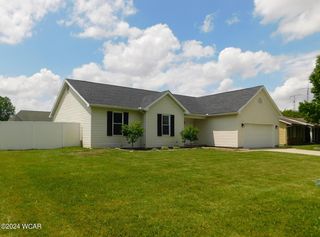 3083 Shiloh Dr, Lima, OH 45801