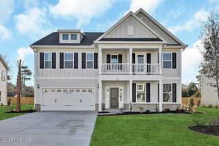 132 Planters Walk, Hampstead, NC 28443