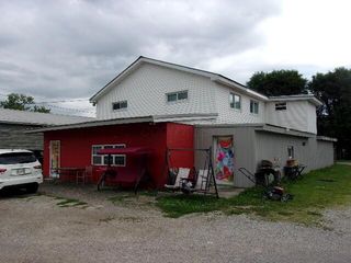 122 N  Washington St, Utica, OH 43080