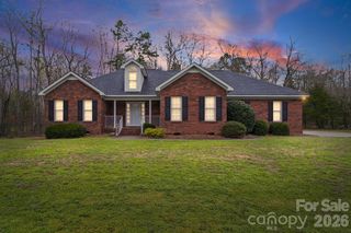 410 W  Elm St, Wingate, NC 28174