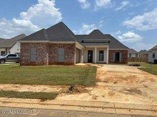 420 Aurora Cir, Canton, MS 39046