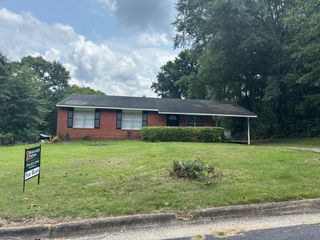 6270 Stoneway Dr, Columbus, GA 31909