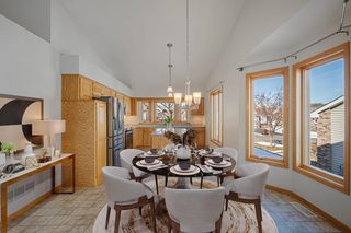 14313 Savanna Oaks Dr, Savage, MN 55378