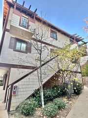 5250 Chesebro Rd, Agoura Hills, CA 91301