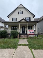 917 Taylor Ave, Scranton, PA 18510