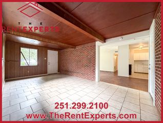 2554 Morningside Dr, Mobile, AL 36605