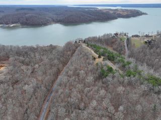 Trace Harbor Dr, Dover, TN 37058
