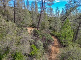 Quail Run Rd, Redding, CA 96003