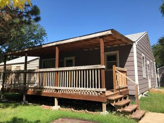 1205 Gypsum Ave, Salina, KS 67401