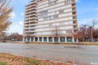 718 S  7th St #405, Springfield, IL 62703