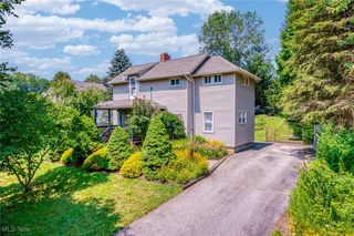 1575 Artemis Dr, Kent, OH 44240