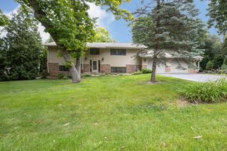 1983 Baintree Rd, Davis, IL 61019