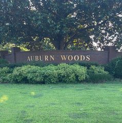1295 Auburn Woods Dr, Collierville, TN 38017