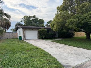 2843 Davis Ln, Rockledge, FL 32955