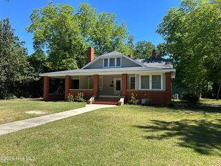 330 Mcrae Street, Laurinburg, NC 28352