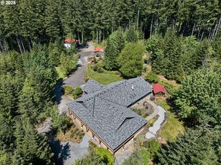 23456 S  Schieffer Rd, Colton, OR 97017