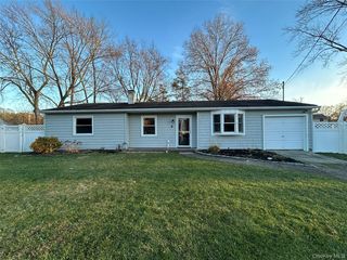 7 Heather Court, Centereach, NY 11720