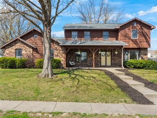 118 Dogwood Dr, O Fallon, IL 62269